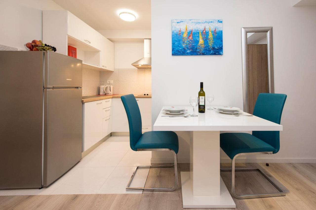 Apartments Maraton Спліт Екстер'єр фото